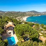 Superbe Villa, Incroyable Vue Mer, Piscine Chauffee, Climatisee Willa Sainte-Maxime