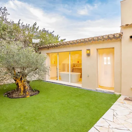 Superbe Villa, Incroyable Vue Mer, Piscine Chauffee, Climatisee Sainte-Maxime