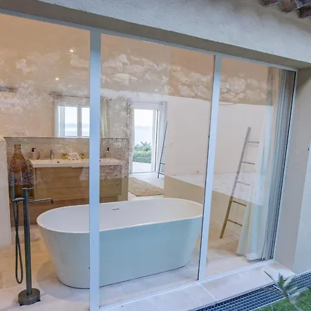 Superbe Villa, Incroyable Vue Mer, Piscine Chauffee, Climatisee Sainte-Maxime