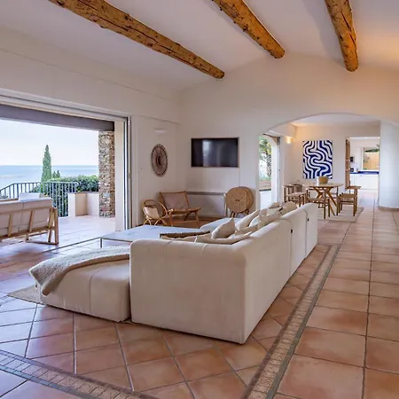 Superbe Villa, Incroyable Vue Mer, Piscine Chauffee, Climatisee *