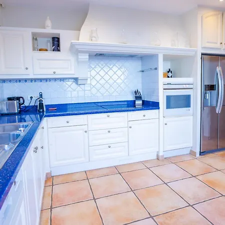 Superbe Villa, Incroyable Vue Mer, Piscine Chauffee, Climatisee Sainte-Maxime