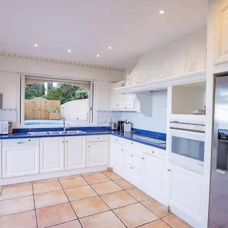 Superbe Villa, Incroyable Vue Mer, Piscine Chauffee, Climatisee Villa *