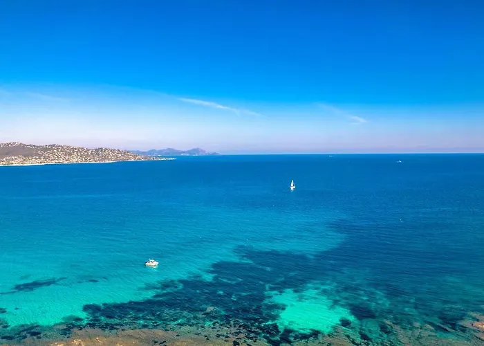 Superbe Villa, Incroyable Vue Mer, Piscine Chauffee, Climatisee Sainte-Maxime