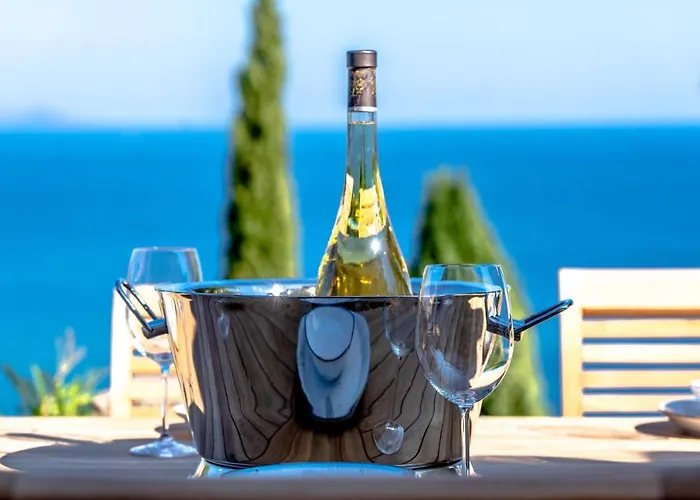 Superbe Villa, Incroyable Vue Mer, Piscine Chauffee, Climatisee Villa