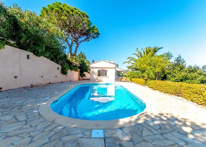 Superbe Villa, Incroyable Vue Mer, Piscine Chauffee, Climatisee Sainte-Maxime