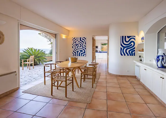 Villa Luxueuse Villa, Incroyable Vue Mer, Piscine Sainte-Maxime