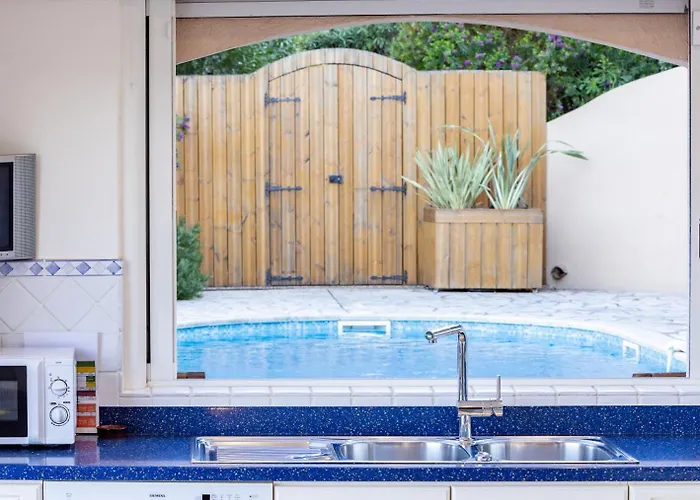 Superbe Villa, Incroyable Vue Mer, Piscine Chauffee, Climatisee Villa Sainte-Maxime